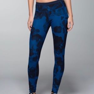 Lululemon Wunder Under Jumbo Inky floral